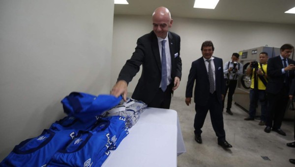 ¡Bonito y moderno! Gianni Infantino inaugura el hotel de las selecciones de El Salvador