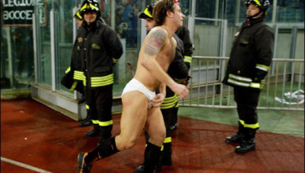 FOTOS: Los futbolistas más fiesteros en la historia del fútbol