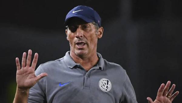 Pedro Troglio le gusta más a Carlos Pavón como DT de Honduras.