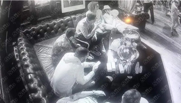 Dos del FC Barcelona y de la Juventus: Grandes futbolistas que fueron cazados fumando