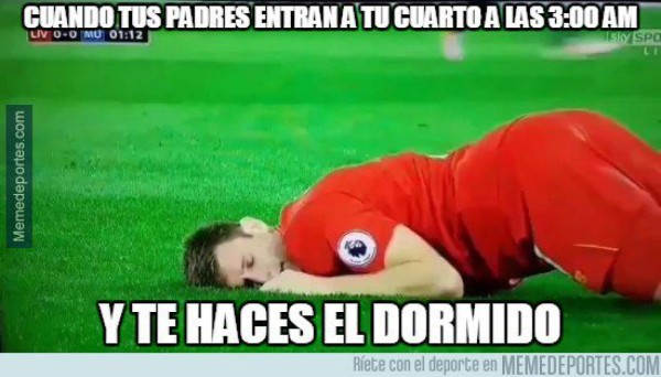 Los mejores memes que dejó el lunes en el mundo del fútbol