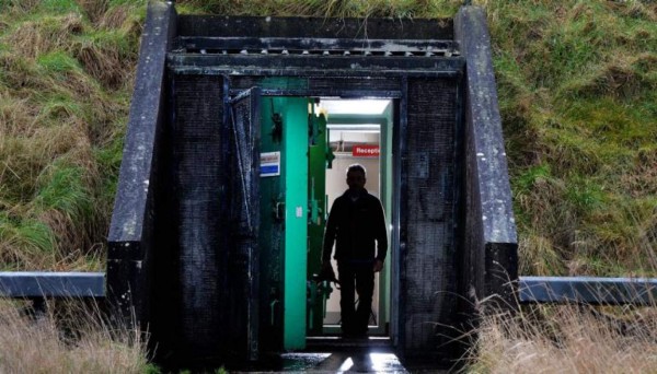 Millonarios de EUA huyen del coronavirus a refugio de búnkeres en Nueva Zelanda