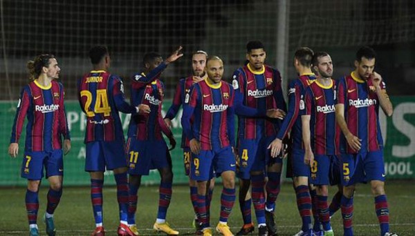 Con cuatro figuras de peso: Revelan la imponente lista de salidas que tiene Laporta en Barcelona&nbsp;&nbsp;