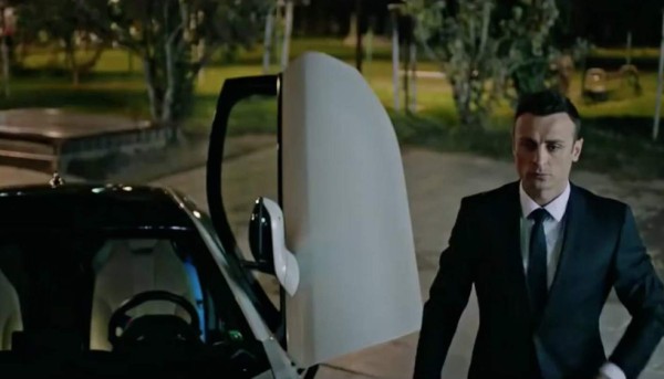 ¡Increíble! Dimitar Berbatov, de estrella mundial a mafioso búlgaro en el cine