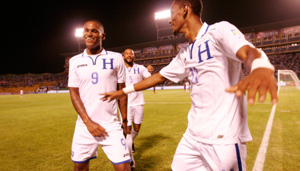 Honduras sufre, pero se mete de segundo