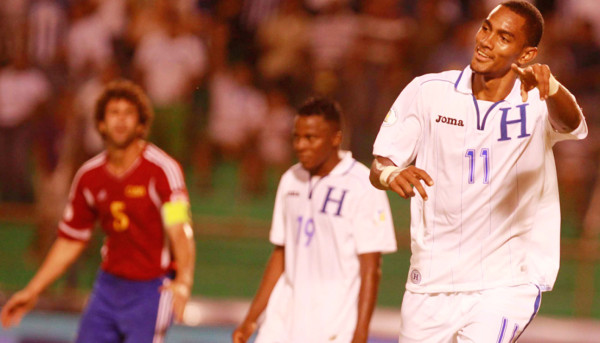 Honduras sufre, pero se mete de segundo