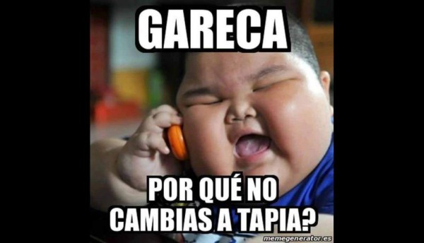 Liquidado: Luis Suárez es la víctima favorita de los memes tras fallar el penal contra Perú