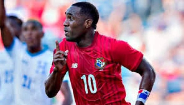 ¡No llegarán a Qatar! Los jugadores centroamericanos que están viviendo su último mundial ylt;/