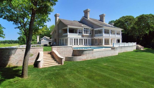 La tremenda mansión de Beyoncé y Jay Z donde ha trabajado el exfutbolista hondureño Erick Norales en Estados Unidos