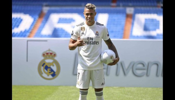 ¡A lo grande! Así fue la presentación de Mariano Díaz en Real Madrid