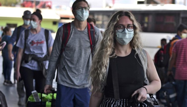 COVID-19: La OMS confirma que el virus es pesado y no se puede transmitir por el aire