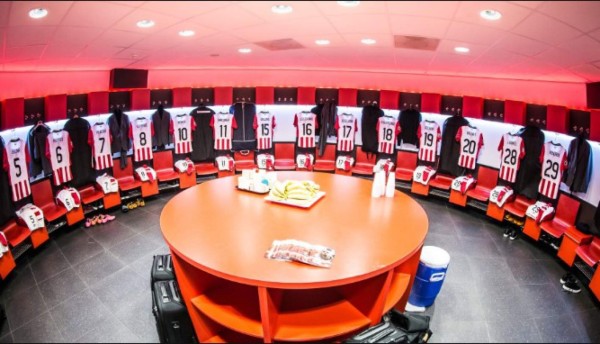 Así son los vestuarios de fútbol más bonitos del mundo y que quizás no has visto