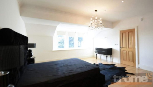 ¡Espectáculo! Así es la lujosa mansión que Cristiano Ronaldo tiene en venta en Mánchester