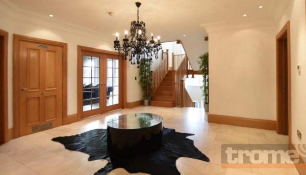 ¡Espectáculo! Así es la lujosa mansión que Cristiano Ronaldo tiene en venta en Mánchester