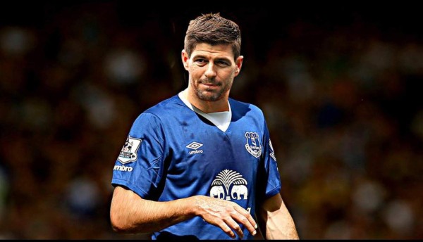 ¡DE LOCOS! Los fichajes más imposibles en el fútbol