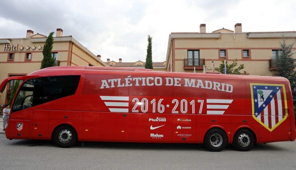 Si fueras un futbolista viajarías en estos autobuses de lujo