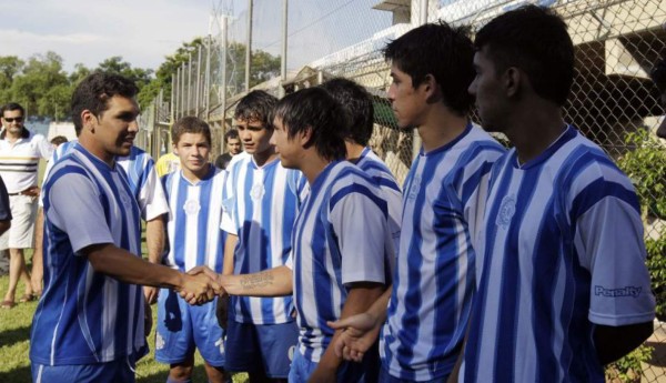 FOTOS | Salvador Cabañas, el exfutbolista que ahora predica a los jóvenes&nbsp;&nbsp;