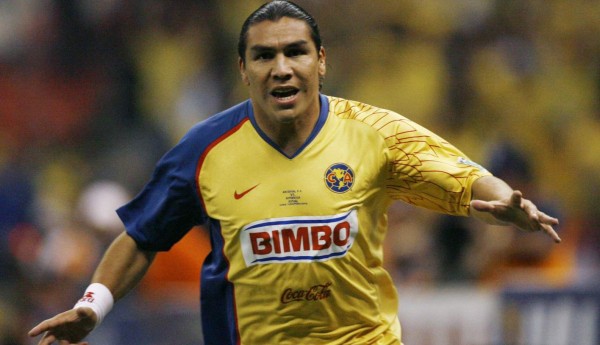 Futbolistas que tuvieron problemas con el alcohol