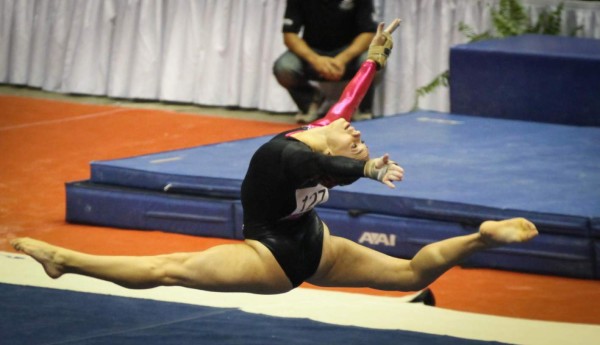 Kaisa Chirinos, la gimnasta nacida en Miami que busca representar a Honduras en Río 2016