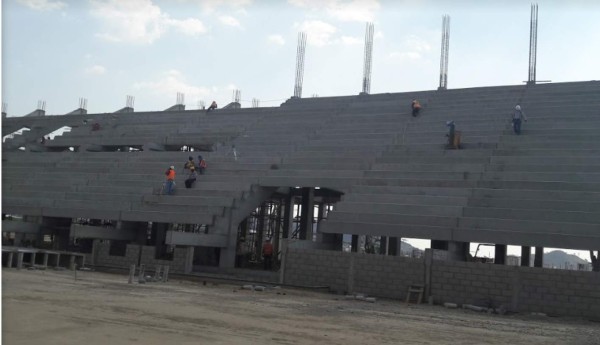 Así avanza la construcción del nuevo y bonito estadio en Choluteca