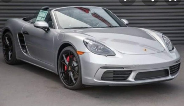 Así quedó el Porsche del futbolista mexicano Javier Cortés tras sufrir un terrible accidente&nbsp;&nbsp;&nbsp;