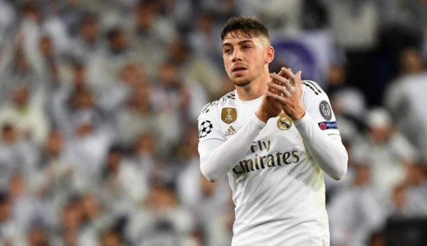 Alineación del Real Madrid para bajarse al Barça y ser líder de la Liga Española