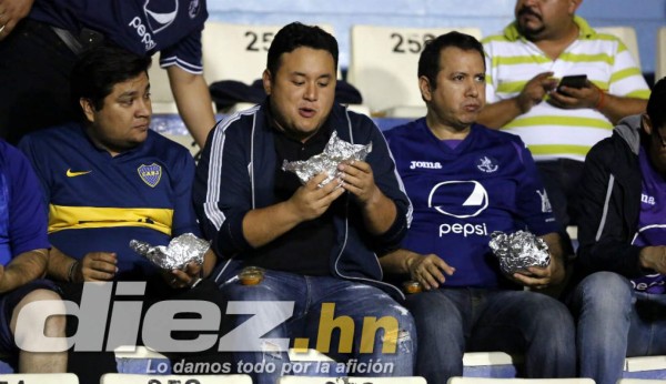 ¡Ambientazo en clásico capitalino entre Motagua y Olimpia!