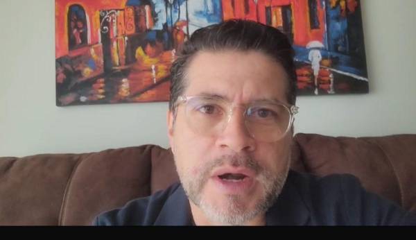 Gustavo López, periodista deportivo de Costa Rica.