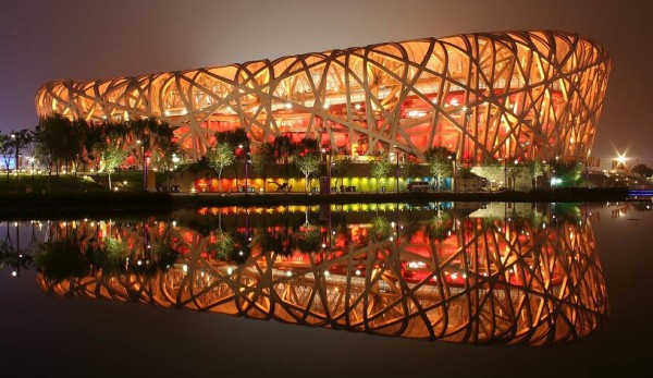 China quiere albergar un Mundial: Los estadios de otro mundo con los que meten presión
