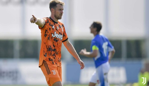 Cristiano Ronaldo ya factura y hay nuevo ídolo: Así fue el debut de Andrea Pirlo con Juventus&nbsp;&nbsp;