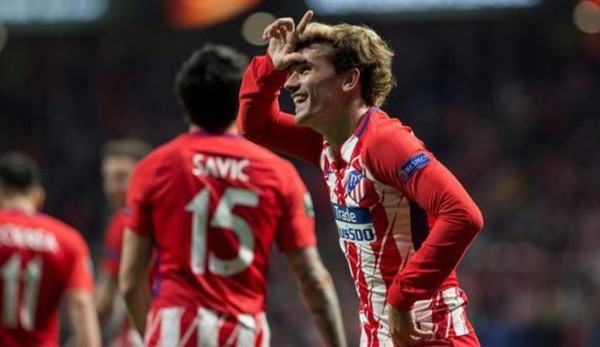 Rigiosos: Mesut Ozil y los futbolistas que son adictos al Fortnite