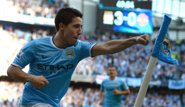 El Manchester City de Pellegrini goleó 4-1 en clásico ante el United.
