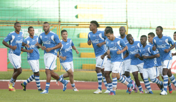 Honduras se prepara en San Pedro Sula para enfrentar a Panamá y Canadá.