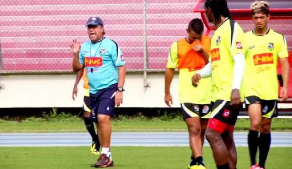 Panamá viajó a Dallas y prepara su debut en la Copa Uncaf