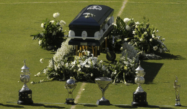 El adiós a Miguel Calero.