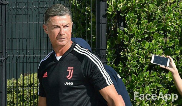 Hasta Carlos Pavón: Así serán tus ídolos y los grandes cracks del fútbol cuando sean ancianos