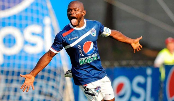 ¡Uno más! Los jugadores hondureños que han portado el gafete de capitán en el extranjero