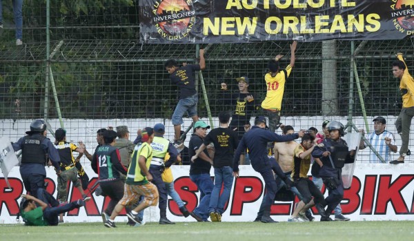 Vandalismo entre aficionados del Marathón y Real España