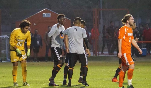 Alberth Elis se sigue valorando y sube su precio en el mercado en este 2020