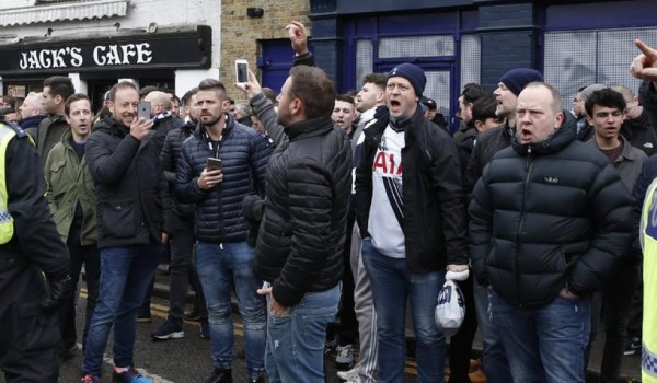 Los disturbios que se dieron antes del derbi Tottenham-Arsenal