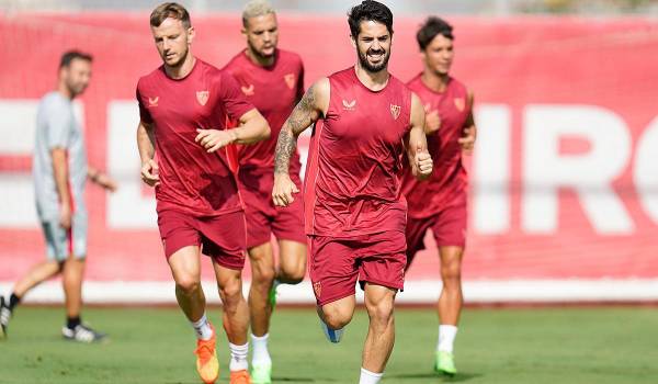 Durante la entrevista, Isco contó que se está entrenando duro para volver al fútbol. FOTO: Marca.