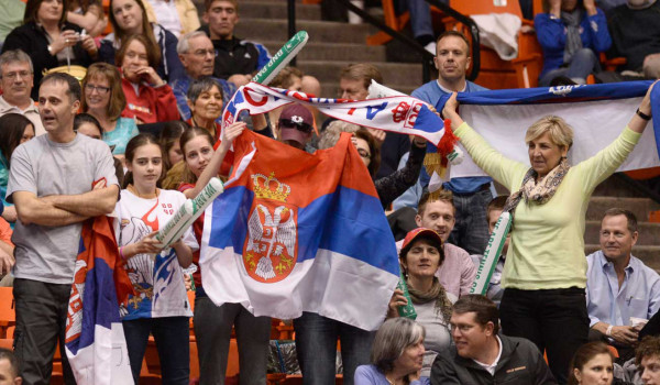 Novak Djokovic elimina a EEUU y clasificó a Serbia a semifinales en la Copa Davis .