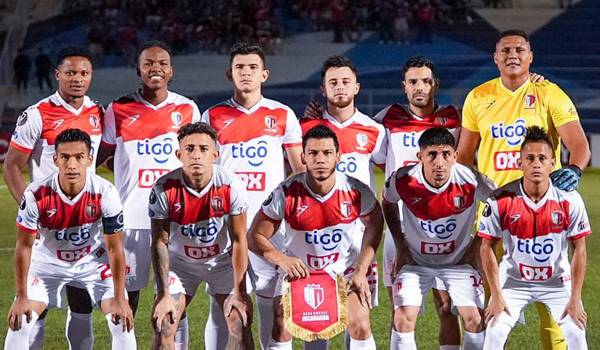 Real Estelí que hasta ahora tiene campaña perfecta, ya está en la siguiente ronda de la Copa Centroamericana.