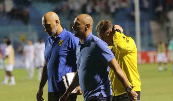 Palomo Rodríguez no ganó en los ocho clásicos que dirigió. Perdió seis y empató dos.