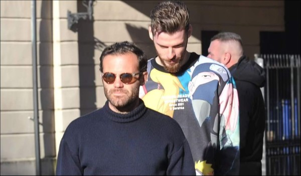 Jugadores del Manchester United se reúnen para almorzar y así fue captado Cristiano Ronaldo tras ser multado