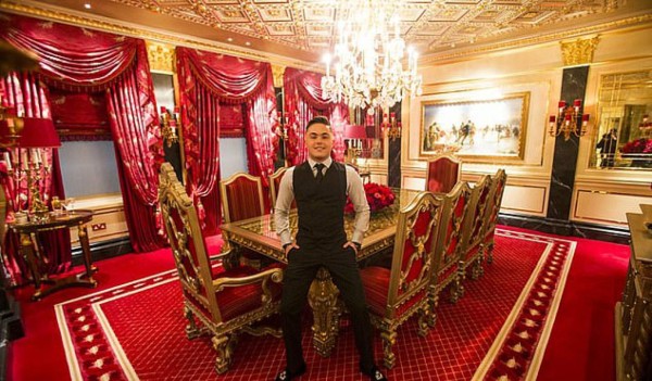 Emma Benton-Hughes, de actriz de cine para adultos a directiva del West Ham de Inglaterra