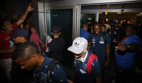 El color en Panamá tras la llegada de Honduras.