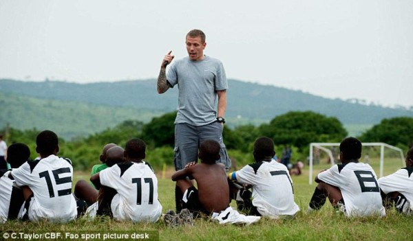 Keylor Navas destaca entre los futbolistas más solidarios del mundo