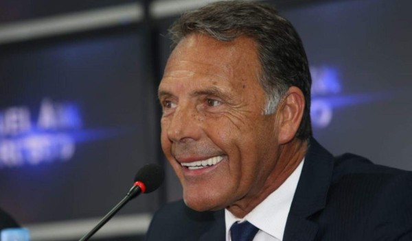 Entrenadores y grandes futbolistas que fueron golpeados por el cáncer