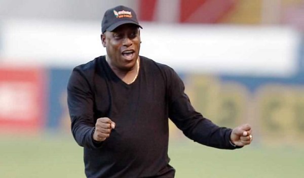 TOP: Diego Vázquez, entre mejores los entrenadores de América, según Football World Rankings